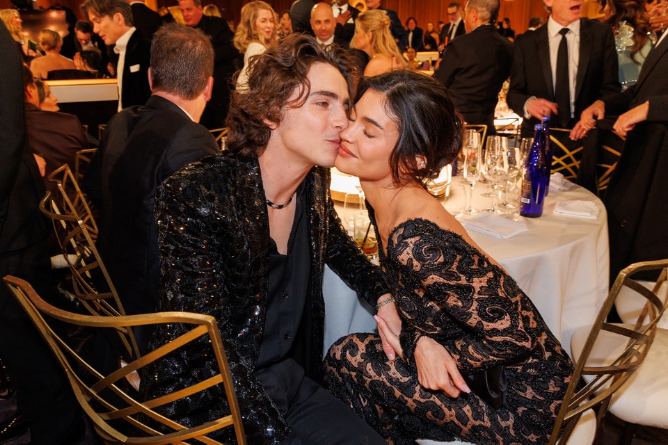 Timothee-Chalamet-and-Kylie-Jenner-Golden-Globes STYLE ICON ON AND OFF THE RED CARPET: THE TIMOTHEE CHALAMET EFFECT